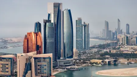 أبوظبي تستضيف أولى نسخ "رياحيات" في يوم المرأة الإماراتية