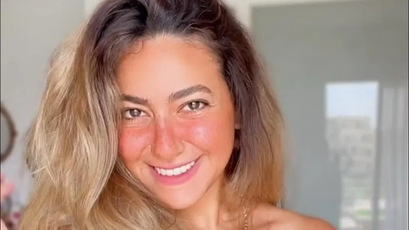 فيديو - سبب مرض هند عبد الحليم.. أُصيبت بشلل مؤقت في المعدة