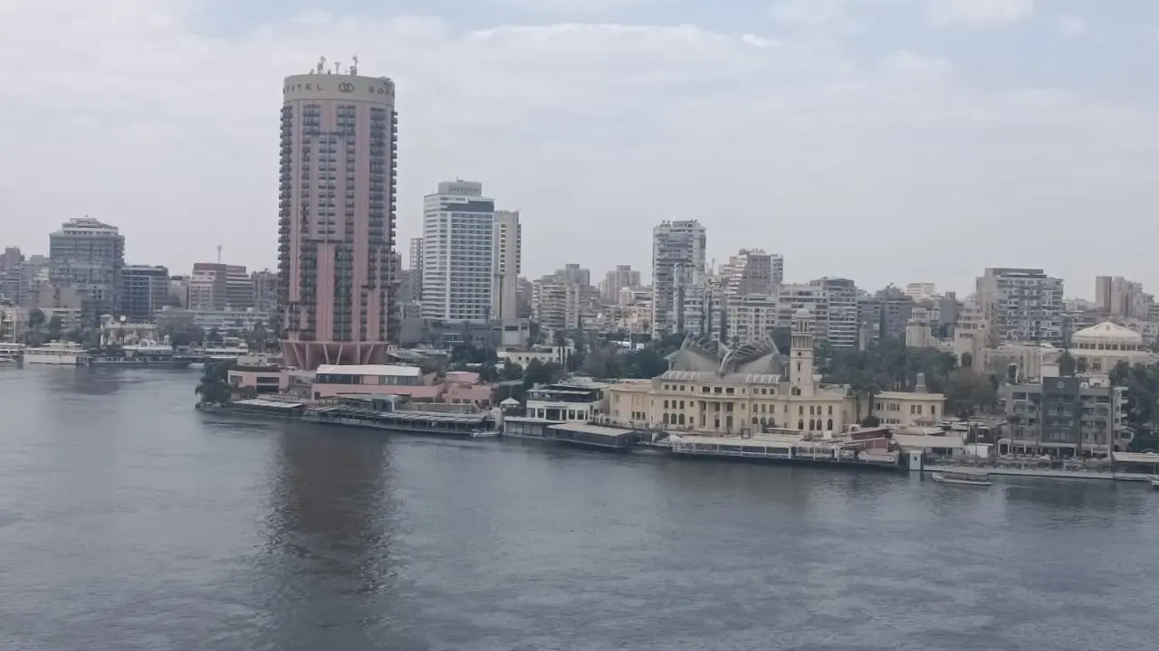 "الديار" القطرية تدشن المرحلة الأولى من صفقة علم الروم في مصر باستثمارات 220 مليار جنيه "الديار" القطرية تدشن المرحلة الأولى من صفقة علم الروم في مصر باستثمارات 220 مليار جنيه