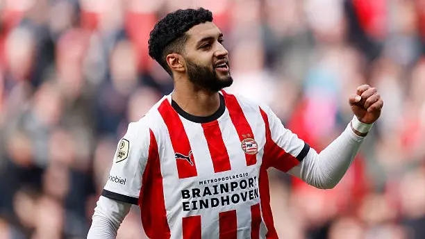 صيباري يتألق في هولندا ويثير اهتمام كبار أوروبا