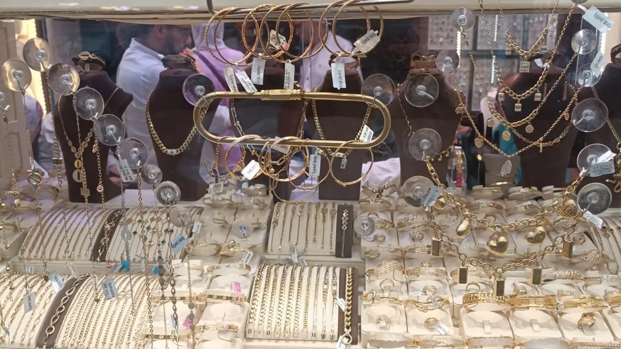 صعود محدود في سعر الذهب بالسوق الأردني مستهل تداولات الجلسة صعود محدود في سعر الذهب بالسوق الأردني مستهل تداولات الجلسة