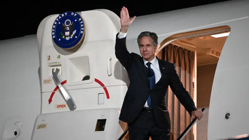 بلينكن يبدأ جولة دبلوماسية تشمل كوريا الجنوبية واليابان وفرنسا