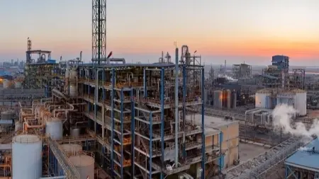 صحيفة: إسرائيل تستهدف شلّ الاقتصاد الإيراني