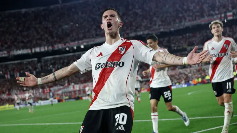 ريال مدريد يخطف فرانكو ماستانتونو من باريس سان جيرمان