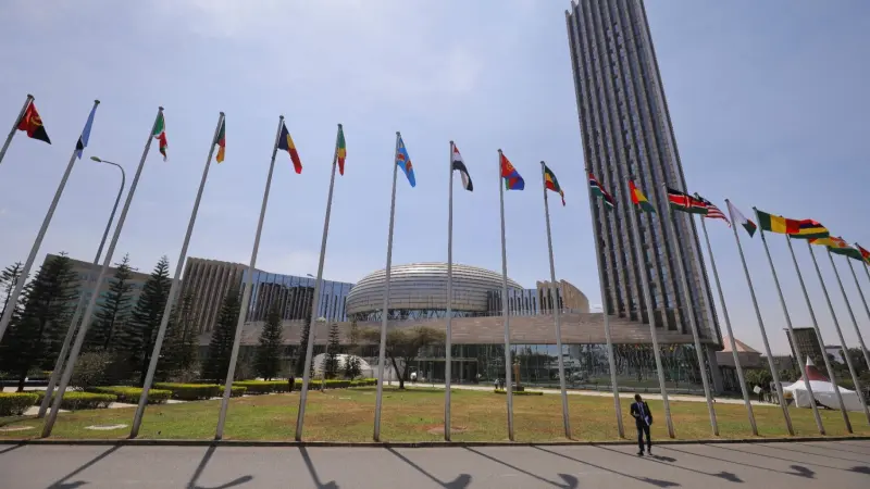 بلا شعارات أو ضجيج.. الإمارات تعزز وجودها في إفريقيا بالدبلوماسية الهادئة