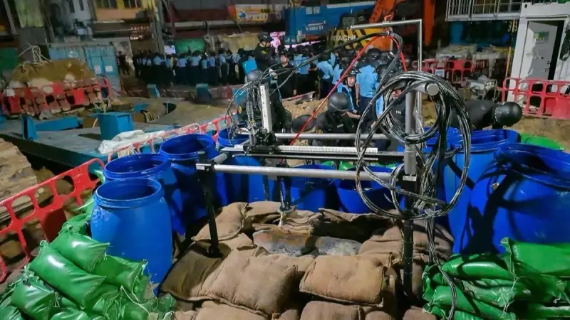 صور - إجلاء في هونغ كونغ بعد العثور على قنبلة من الحرب العالمية الثانية