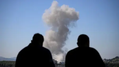 related_news_inside_blogsفيديو - غارات إسرائيلية تستهدف النبطية.. و"حزب الله" يردّ بالصواريخ