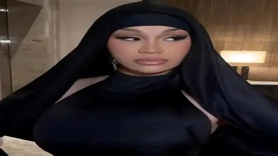 من هي كاردي بي التي ظهرت بالحجاب وترغب بالعيش في السعودية؟