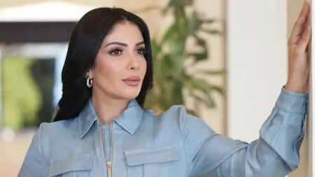 منى زكي تحصد جائزة الإنجاز الإبداعي في مهرجان الجونة