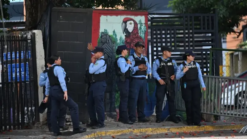 ترامب يقرر العفو عن رئيس هندوراس السابق