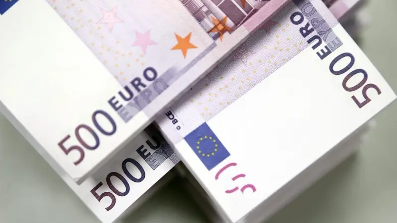 سعر اليورو مقابل الدينار الجزائري اليوم الثلاثاء 19/5/2026 في السكوار.. طلب تجاري متزايد