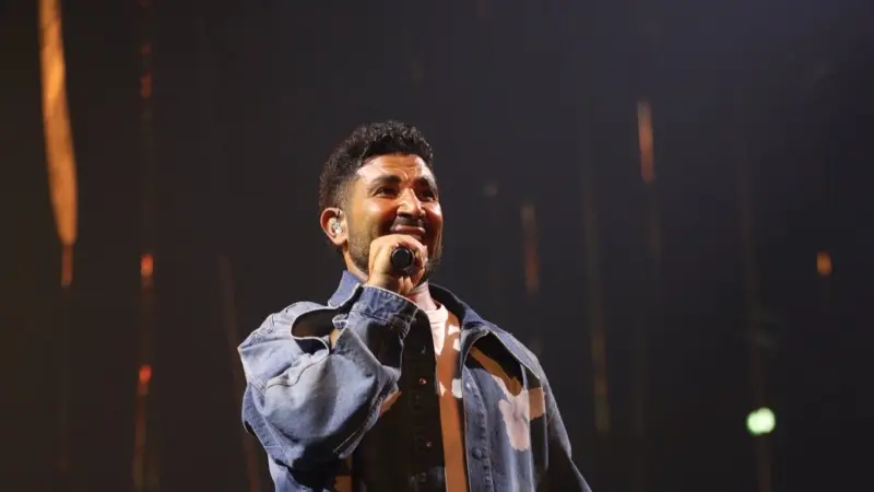 أحمد سعد: الدينار الكويتي "أرجل واحد" في العملات.. والجمهور يرد