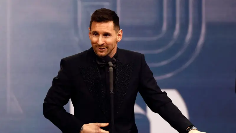 هل وقع ميسي لنادي الهلال السعودي؟