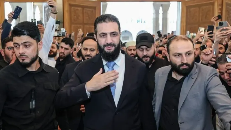 صورة - رسالة تذكارية من الشرع لمدينة حلب.. ماذا جاء فيها؟