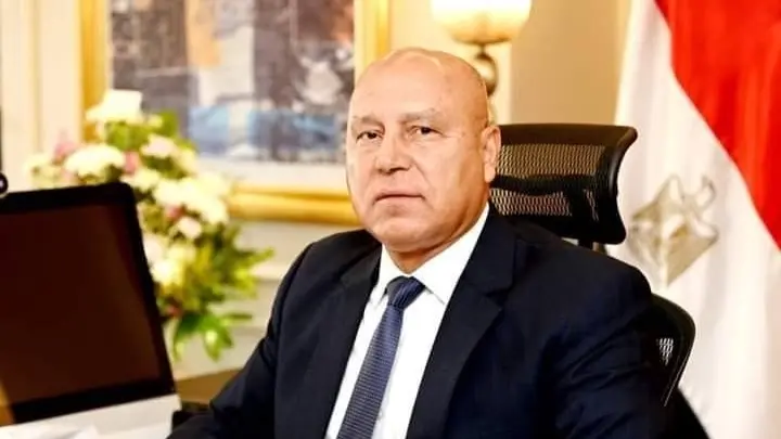 فيديو - وزير يمازح سوريا: ازرع 20 ألف فدان مقابل الجنسية المصري