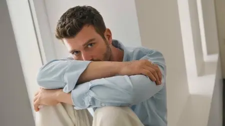 لأسباب دينية.. ما حقيقة اعتزال الممثل التركي كيفانش تاتليتوغ؟