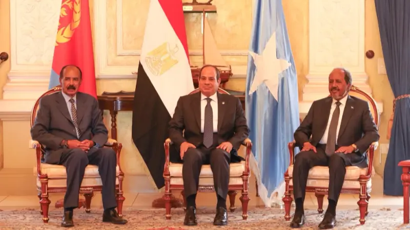 توتر بين مصر وإثيوبيا.. اجتماع رباعي في العلمين لبحث الاضطرابات في القرن الإفريقي