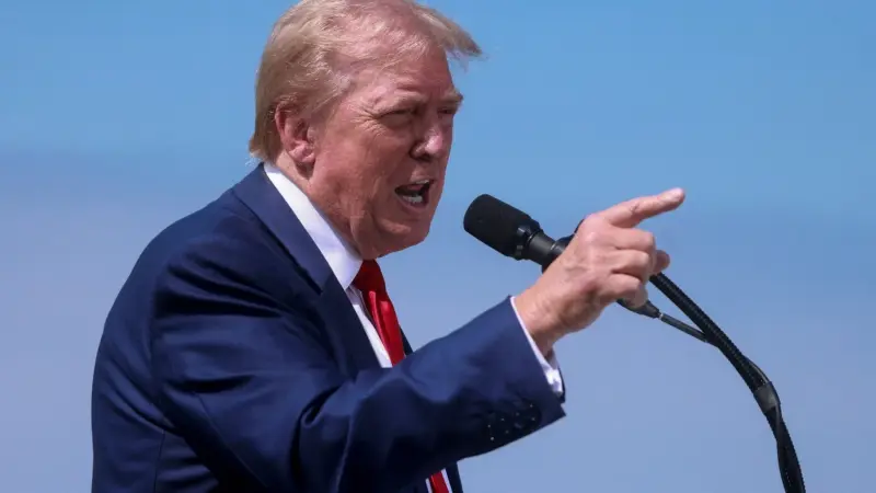 محامو ترامب يطلبون من قاض إلغاء حكم وقضية جنائية