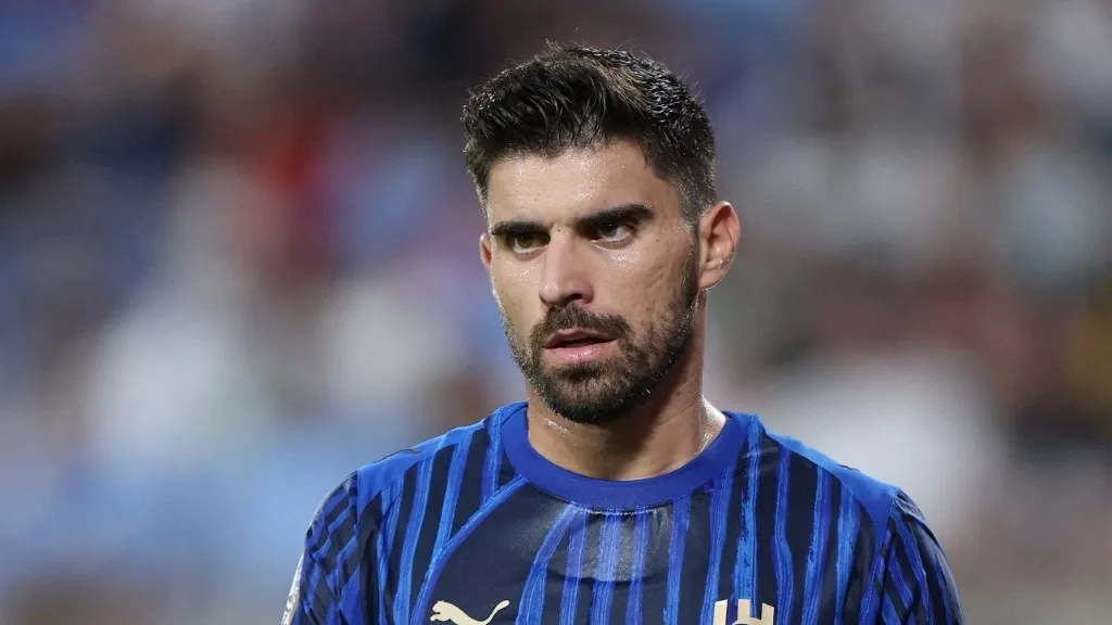 هل يعود روبن نيفيز إلى الدوري الإنجليزي؟ أموريم خلف الصفقة 