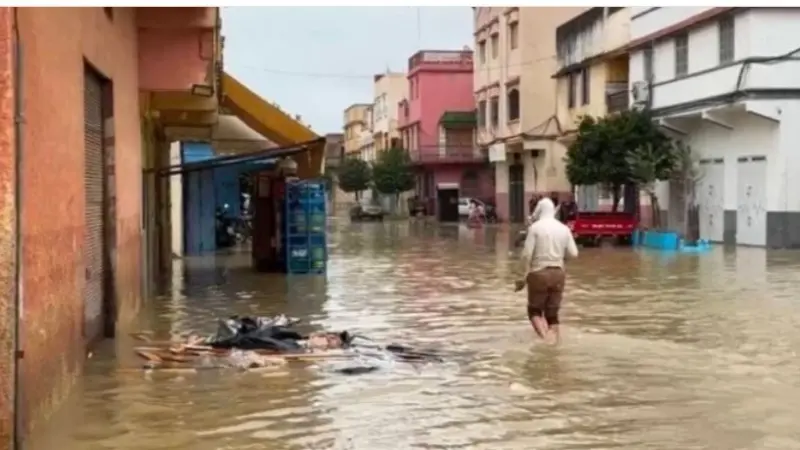 فيضانات القصر الكبير في المغرب.. رفع مستوى الإنذار إلى أقصى حد