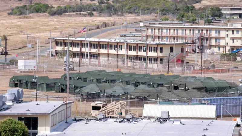 غوانتانامو يتحول إلى فندق فاخر للمهاجرين.. ما القصة؟