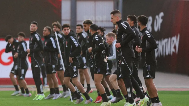 القنوات الناقلة لمباراة الأهلي ضد فاركو اليوم في كأس عاصمة مصر مع الموعد