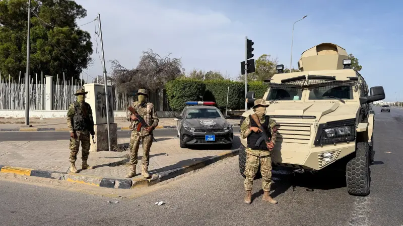 مقتل 9 جنود في انفجار داخل مركز تدريب غرب ليبيا