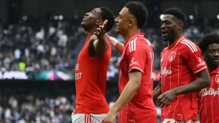 related_news_inside_blogsهل يفقد أحد أندية البريميرليغ مقعده الأوروبي بسبب الملكية المشتركة؟