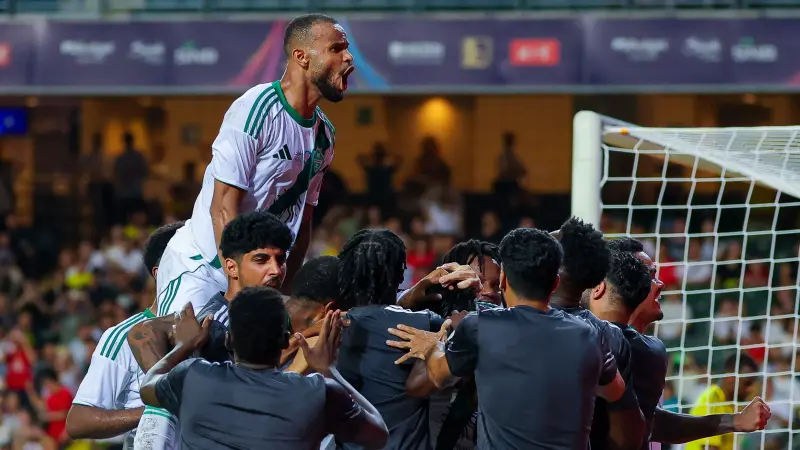 نتيجة وملخص مباراة النصر ضد الأهلي في نهائي كأس السوبر السعودي.. الأهلي بطلا