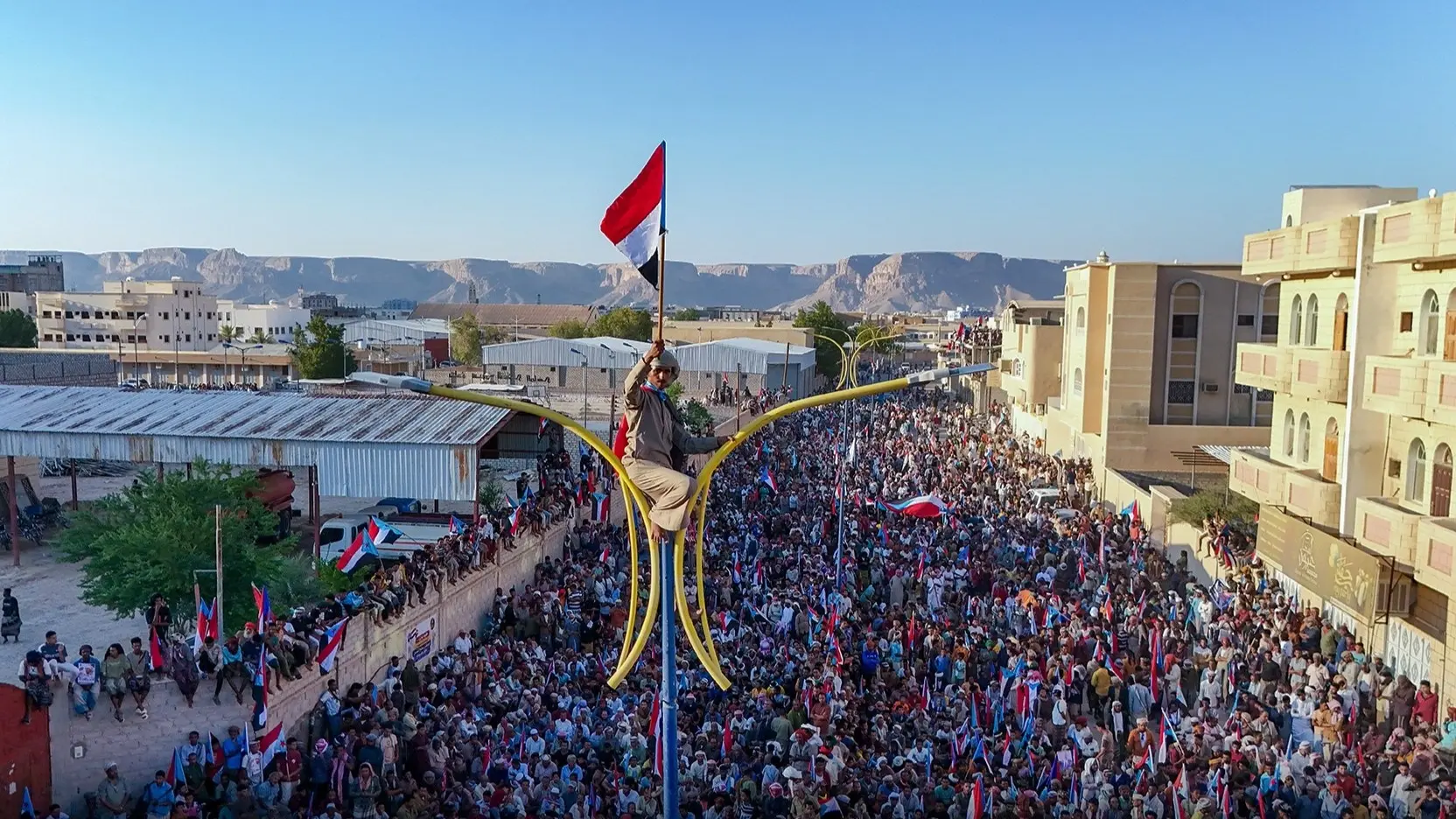 فيديو - الانتقالي الجنوبي باليمن: لن نقبل بدولة تضم "الحوثيين"
