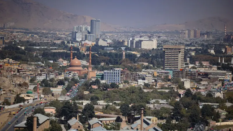 طالبان تعيد الاتصالات والإنترنت إلى أفغانستان