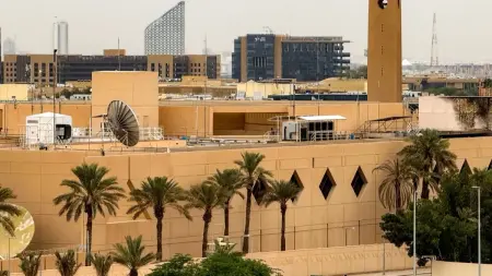 related_news_inside_blogsفيديو - اللحظات الأولى لاستهداف السفارة الأميركية في السعودية