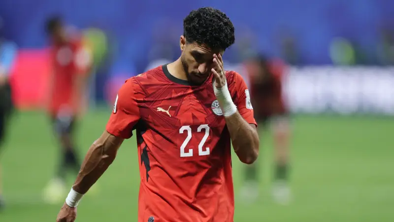ما سبب غياب عمر مرموش عن قائمة مانشستر سيتي في الجولة الآسيوية؟