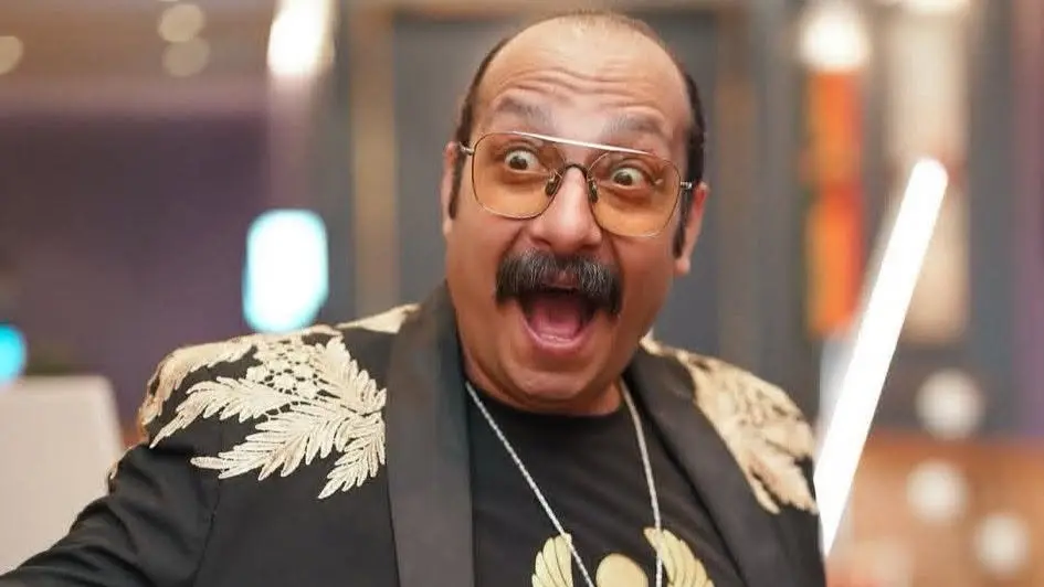 محمد ثروت يثير الجدل في جامعة بني سويف بسبب إفيه كوميدي شهير (فيسبوك) محمد ثروت يثير الجدل في جامعة بني سويف بسبب إفيه كوميدي شهير (فيسبوك)