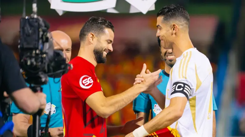 الدوري السعودي - ناتشو فيرنانديز يجدد عقده مع القادسية