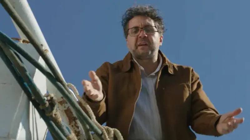 "أشغال شقة جدا" يثير الجدل رغم نجاحه.. وهشام ماجد يرد