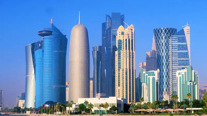 تراجع سعر النفط يهبط بإيرادات موازنة قطر بنسبة 11.4% خلال 2024