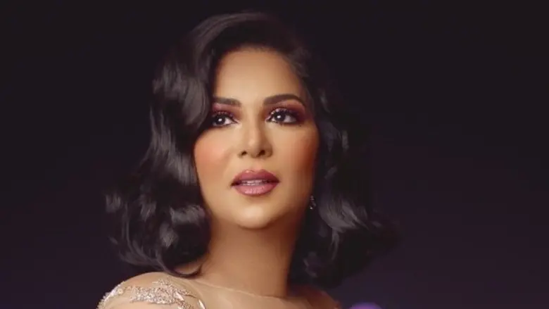 فجر السعيد تعتذر للفنانة نوال: استغفر ربي في صلاتي