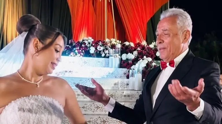 حفل زفاف ابنة محمود حميدة.. رقصة "ولا يا ولا" تخطف الأنظار