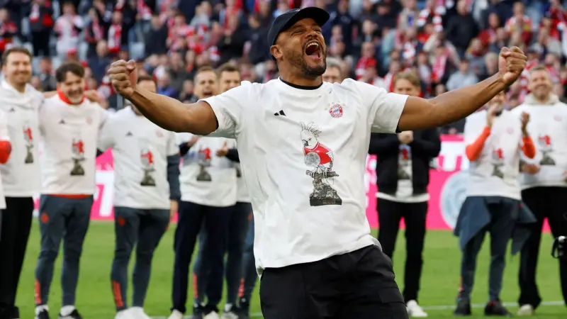 سبب غياب فينسنت كومباني عن مباراة بايرن ميونخ وباريس سان جيرمان