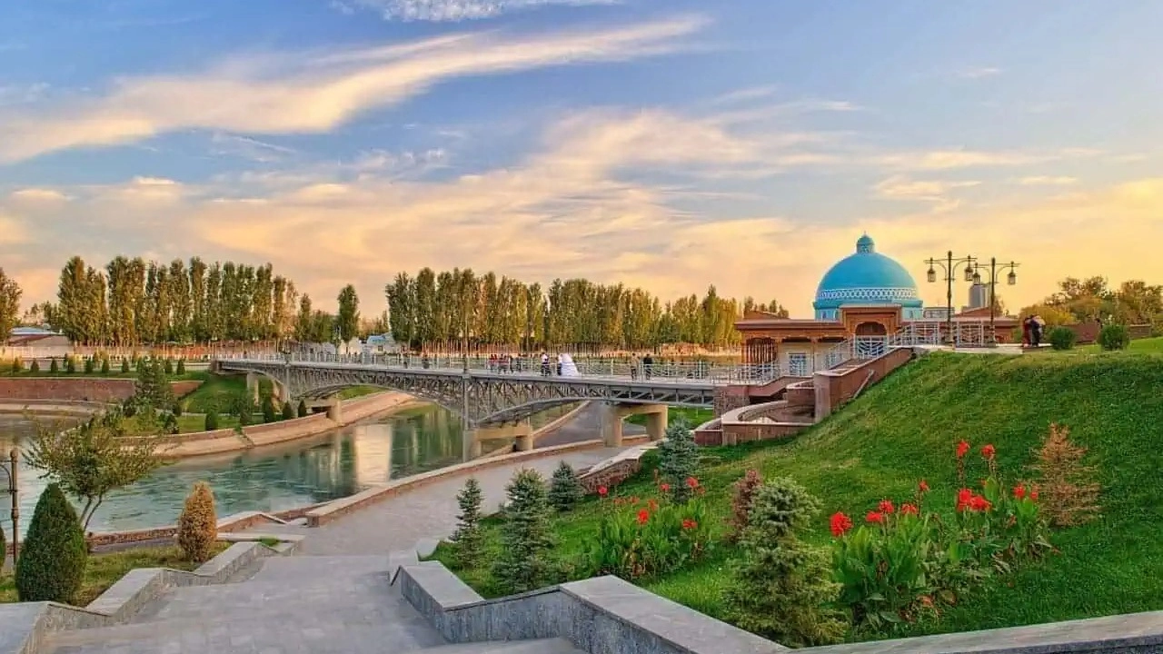 أوزبكستان: أسرع الدول نمواً في معدل السياحة عام 2025 