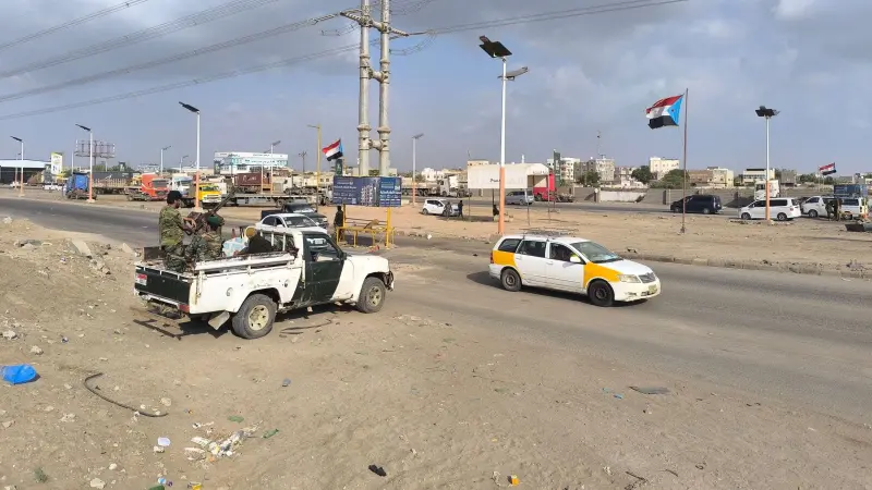 الانتقالي الجنوبي: عيدروس الزبيدي يواصل مهامه من عدن