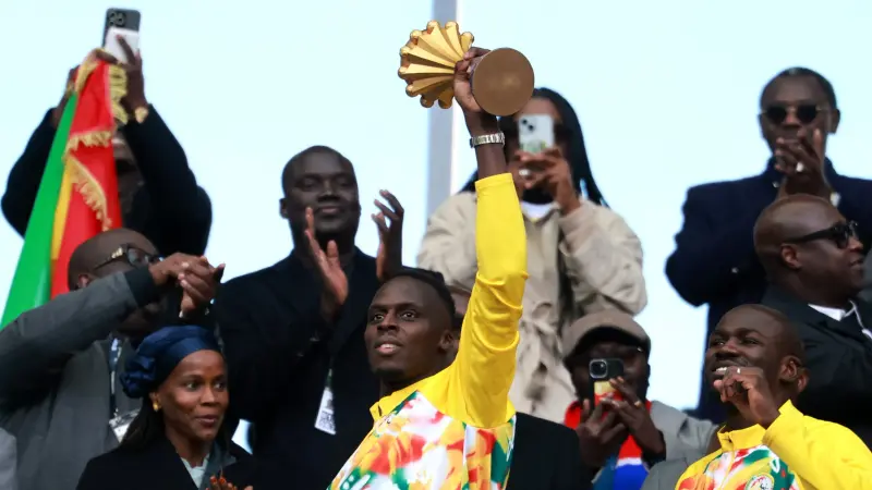 إدوارد ميندي يهاجم "كاف" بعد قرار سحب أمم إفريقيا من السنغال.. ماذا قال حارس أهلي جدة؟