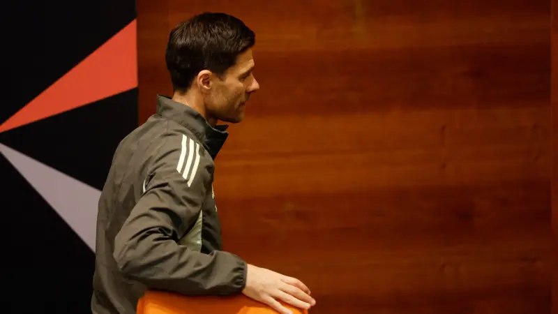 القصة الكاملة لكواليس رحيل تشابي ألونسو عن تدريب ريال مدريد.. من صاحب القرار؟