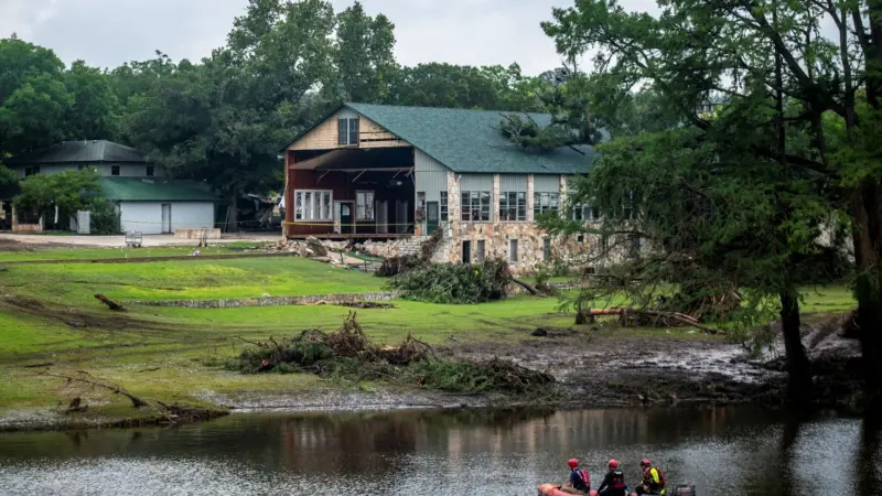 سيول تكساس.. عشرات الوفيات وتضاؤل آمال العثور على ناجين