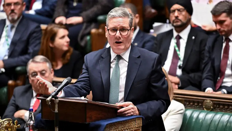 بعد موجة من الغضب.. ترامب يتراجع عن تصريحاته بشأن بريطانيا