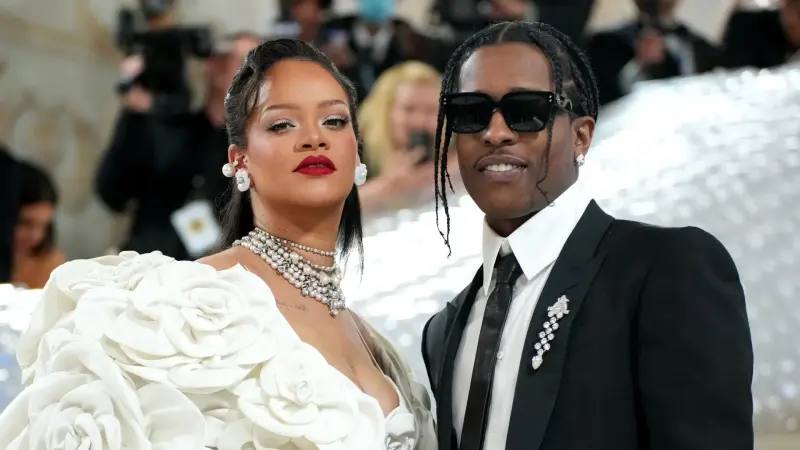 من هو زوج ريهانا الذي خطف الأنظار في ميت غالا 2025؟ إطلالة غريبة
