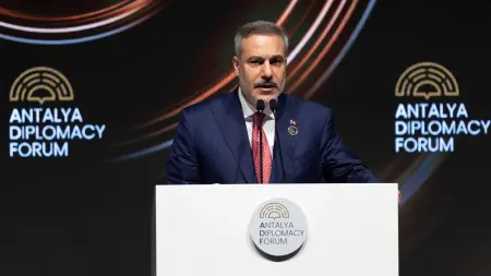 related_news_inside_blogsتركيا تحذر من تداعيات الانسحاب الأميركي المحتمل من الناتو على أوروبا