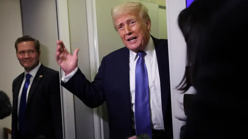 بعد واقعة سيغنال.. والتز في قلب فضيحة جديدة