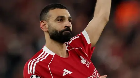 related_news_inside_blogsفيديو - بعد إهدار ركلة جزاء غريبة.. محمد صلاح يسجل ويحطم رقما قياسيا في تاريخ دوري أبطال أوروبا